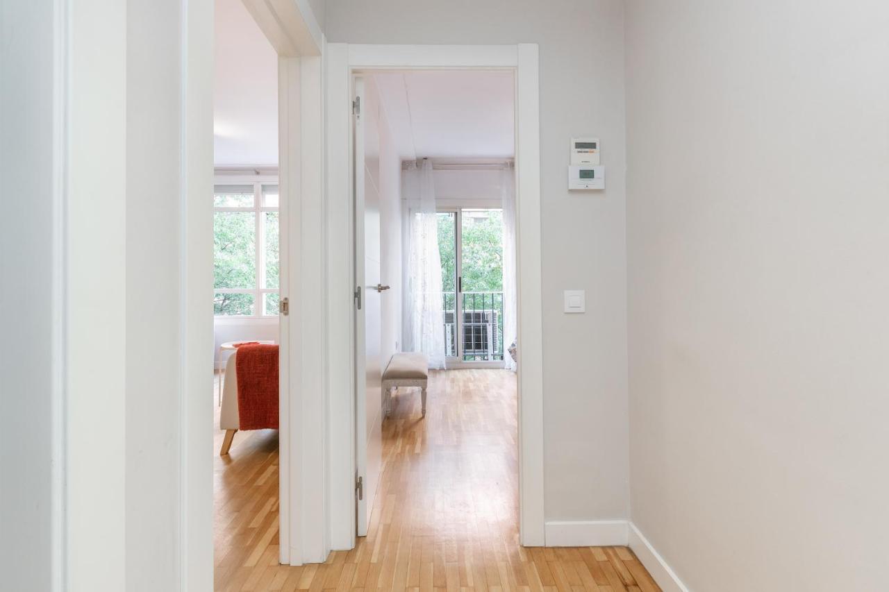 Elegance Barcelona Rentals ภายนอก รูปภาพ