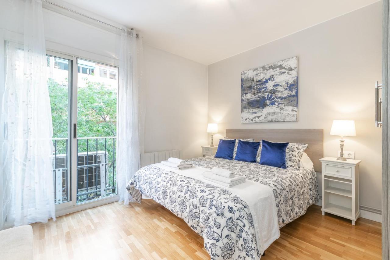 Elegance Barcelona Rentals ภายนอก รูปภาพ
