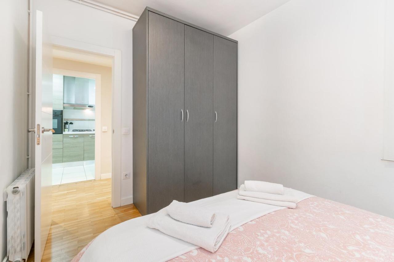 Elegance Barcelona Rentals ภายนอก รูปภาพ