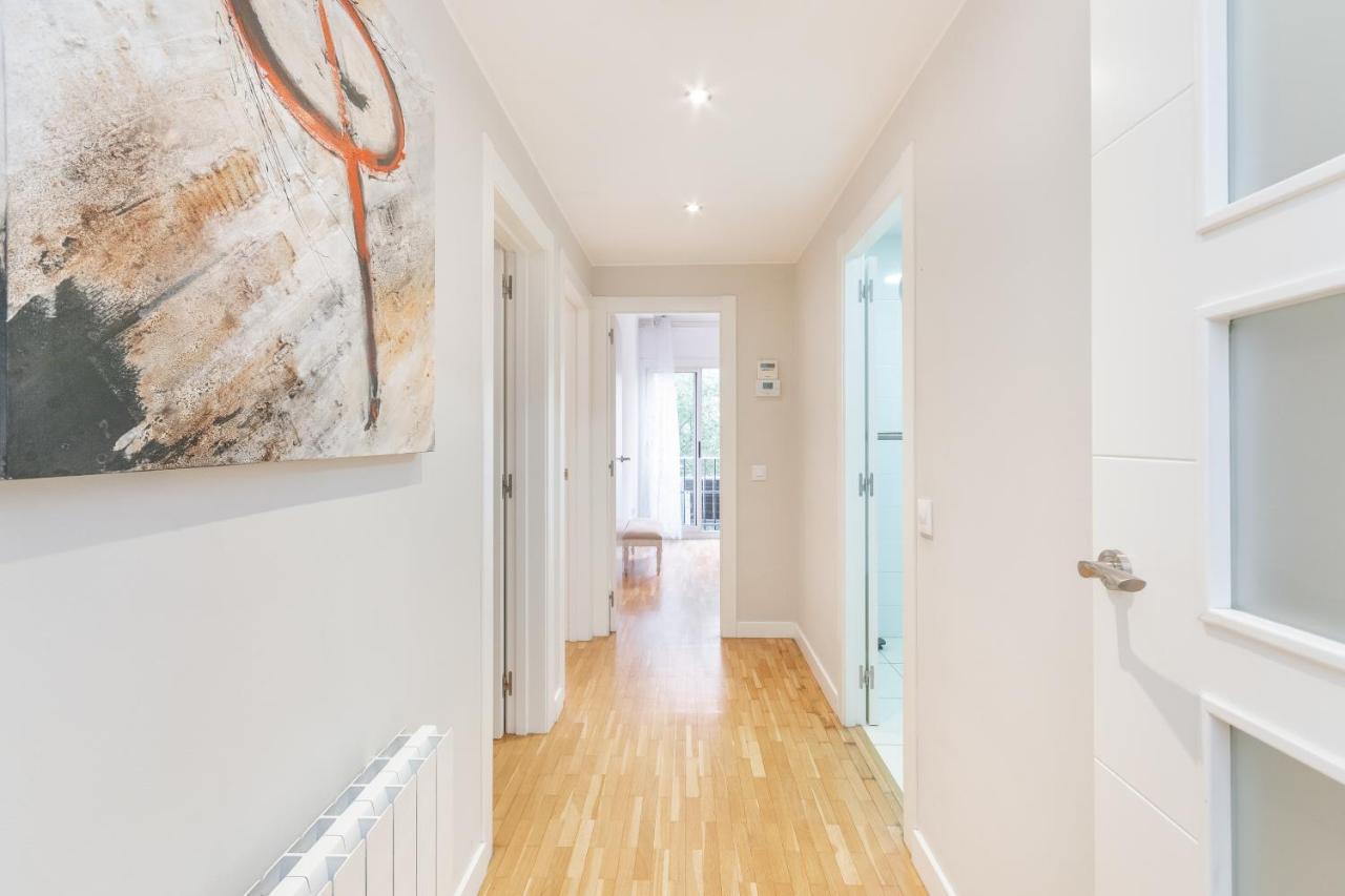 Elegance Barcelona Rentals ภายนอก รูปภาพ